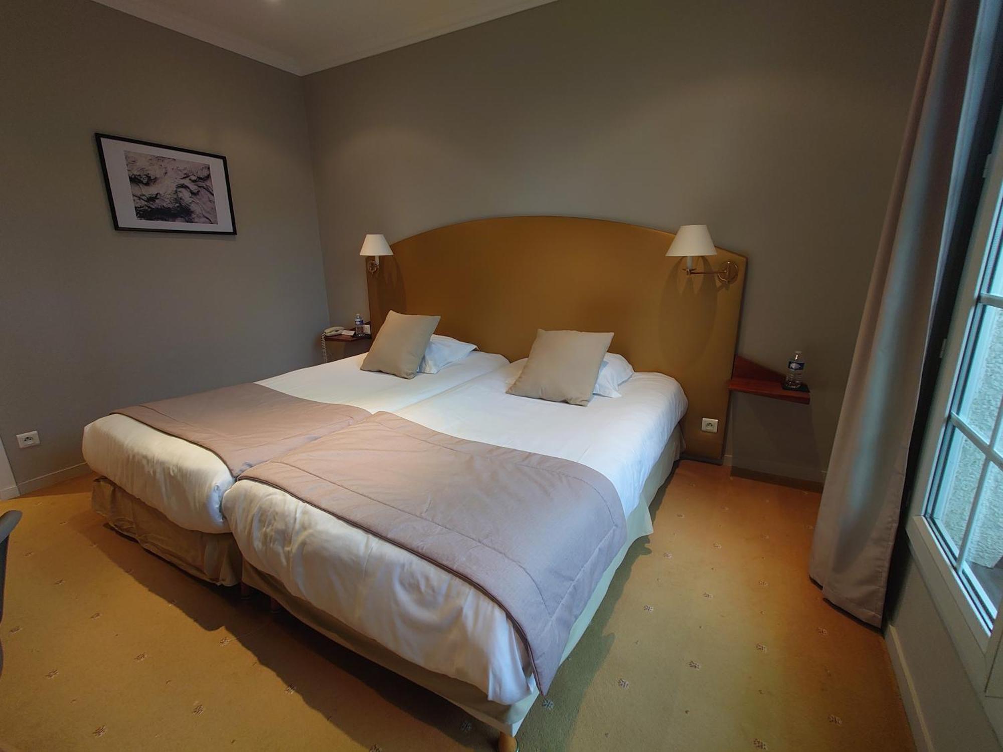 Hotel Le Continental Forges-les-Eaux Quarto foto